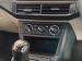 Volkswagen Polo sedan 1.6 Life - Thumbnail 25