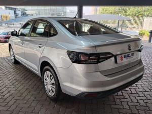 Volkswagen Polo sedan 1.6 Life - Image 6