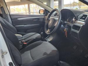 Suzuki Ciaz 1.5 GL manual - Image 15