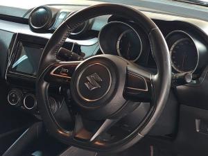 Suzuki Swift 1.2 GLX manual - Image 11
