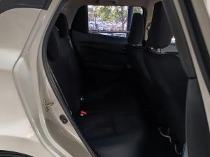 Suzuki Swift 1.2 GLX manual - Image 15