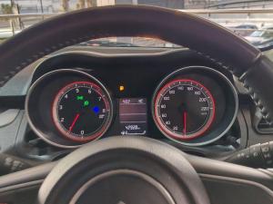 Suzuki Swift 1.2 GLX manual - Image 21