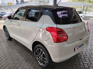 Suzuki Swift 1.2 GLX manual - Image 6