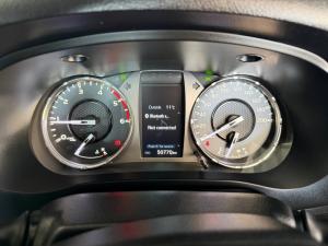 Toyota Hilux 2.4GD-6 Xtra cab Raider manual - Image 11