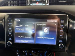 Toyota Hilux 2.4GD-6 Xtra cab Raider manual - Image 12