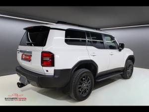 Toyota Land Cruiser Prado 2.8GD TX - Image 2