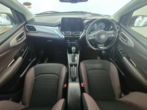 Toyota Starlet Cross 1.5 XR auto - Image 6