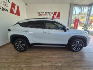 Toyota Starlet Cross 1.5 XR auto - Image 3