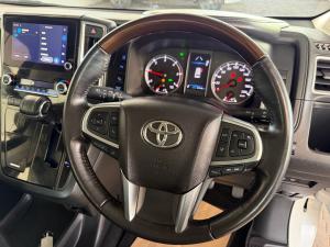 Toyota Quantum 2.8 LWB bus 6-seater VX Premium - Image 8