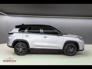 Toyota Urban Cruiser 1.5 XR manual - Image 3