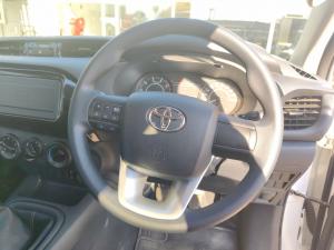 Toyota Hilux 2.4GD-6 double cab SR - Image 8