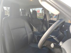 Toyota Hilux 2.4GD-6 double cab SR - Image 17