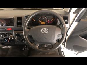 Toyota Quantum 2.7 S-Long panel van - Image 8
