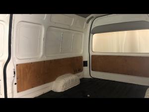 Toyota Quantum 2.7 S-Long panel van - Image 11