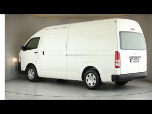 Toyota Quantum 2.7 S-Long panel van - Image 21