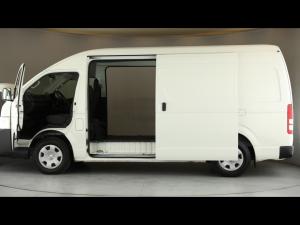 Toyota Quantum 2.7 S-Long panel van - Image 26