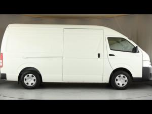 Toyota Quantum 2.7 S-Long panel van - Image 3