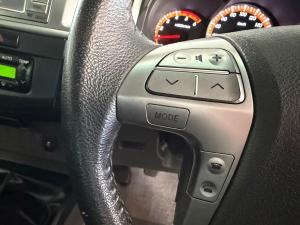 Toyota Hilux 3.0D-4D double cab 4x4 Raider Dakar edition - Image 9