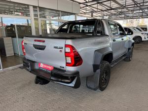 Toyota Hilux 2.8GD-6 double cab 4x4 GR-Sport - Image 2
