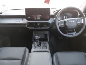 Toyota Hilux 2.8GD-6 double cab Legend - Image 6