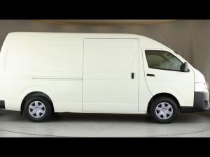 Toyota Quantum 2.7 S-Long panel van - Image 3
