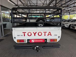Toyota Land Cruiser 79 4.5D-4D V8 single cab LX 70th Anniversary - Image 5