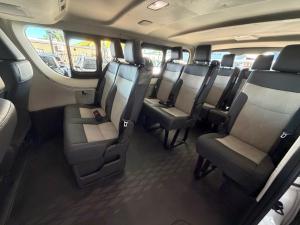 Toyota Quantum 2.8 LWB bus 11-seater GL - Image 15