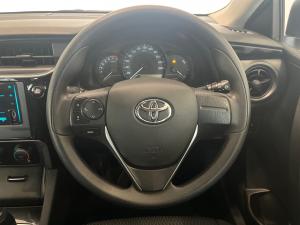 Toyota Corolla Quest 1.8 Plus manual - Image 8