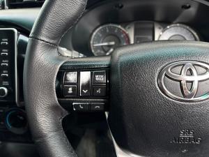 Toyota Hilux 2.4GD-6 single cab 4x4 Raider manual - Image 9