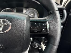 Toyota Hilux 2.4GD-6 single cab 4x4 Raider manual - Image 10