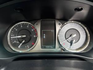 Toyota Hilux 2.4GD-6 single cab 4x4 Raider manual - Image 11
