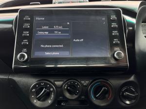 Toyota Hilux 2.4GD-6 single cab 4x4 Raider manual - Image 14