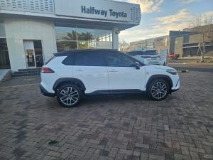 Toyota Corolla Cross 1.8 HEV GR-Sport - Image 3