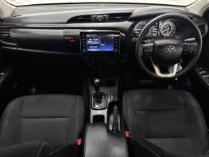 Toyota Hilux 2.4GD-6 double cab 4x4 Raider X auto - Image 6