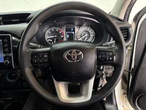 Toyota Hilux 2.4GD-6 double cab 4x4 Raider X auto - Image 8