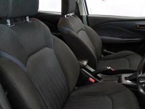 Toyota Starlet 1.5 XS auto - Image 15