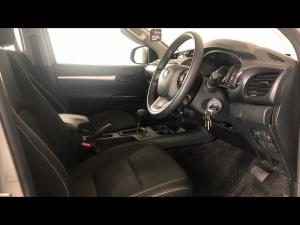 Toyota Hilux 2.4GD-6 double cab 4x4 Raider auto - Image 10