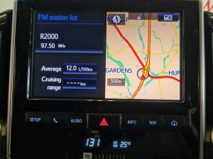 Toyota Land Cruiser 200 4.5D-4D V8 VX-R - Image 13