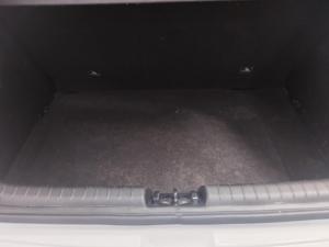 Hyundai i20 1.0T Fluid manual - Image 17