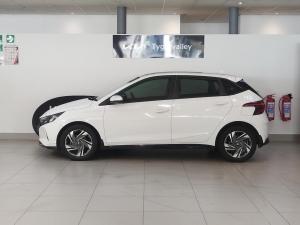 Hyundai i20 1.0T Fluid manual - Image 4