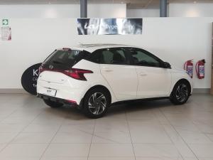 Hyundai i20 1.0T Fluid manual - Image 6