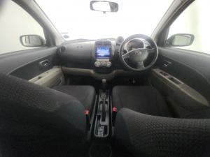 Daihatsu Sirion 1.5i Sport automatic - Image 8