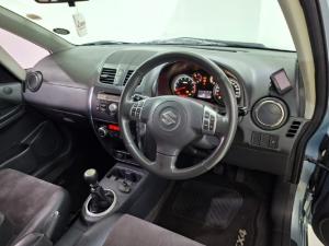 Suzuki SX4 2.0 4x4 - Image 14