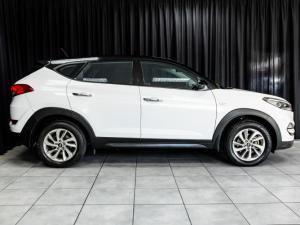 Hyundai Tucson 2.0 Premium auto - Image 3