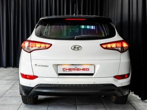 Hyundai Tucson 2.0 Premium auto - Image 4