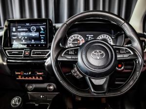 Toyota Starlet Cross 1.5 XR manual - Image 8