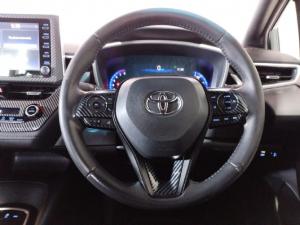 Toyota Corolla 2.0 XR - Image 9