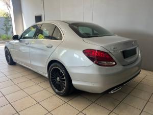 Mercedes-Benz C-Class C180 auto - Image 3