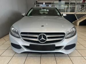 Mercedes-Benz C-Class C180 auto - Image 4