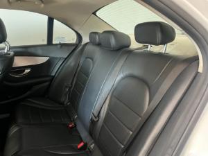Mercedes-Benz C-Class C180 auto - Image 7